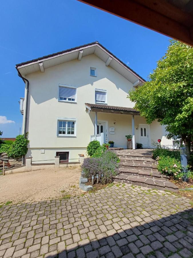 Ferienwohnung Wenzl Schnaitsee Екстериор снимка