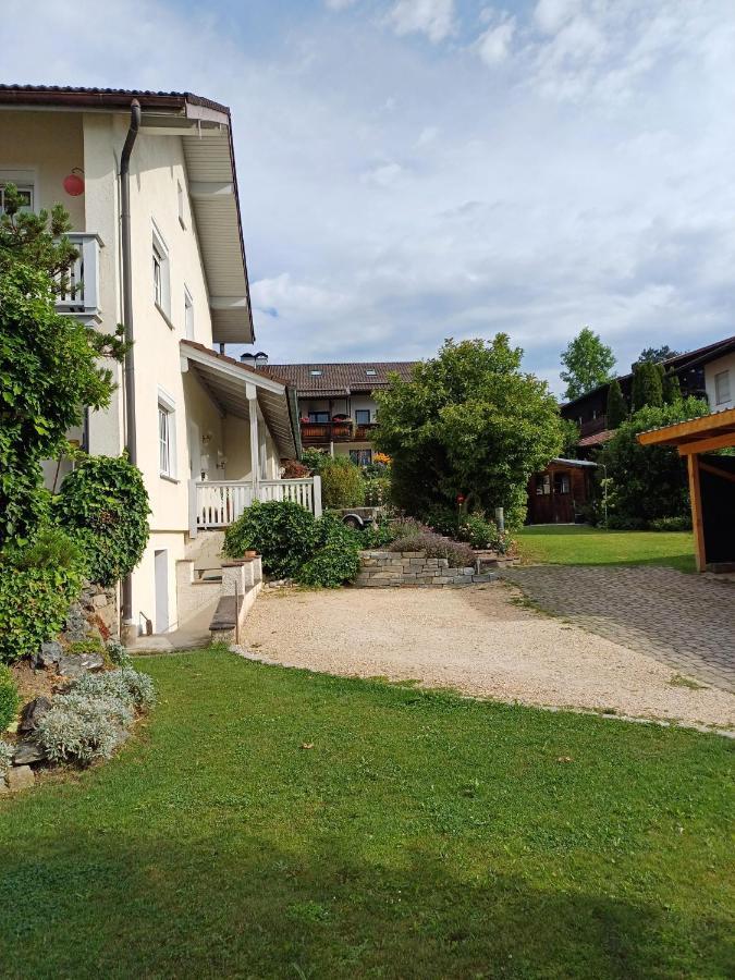 Ferienwohnung Wenzl Schnaitsee Екстериор снимка